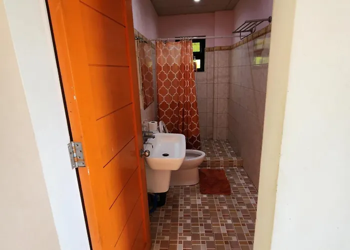 Islandview Whitehouse - Camotes *
