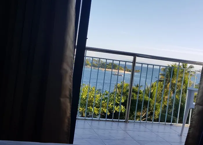 Islandview Whitehouse - Camotes Esperanza