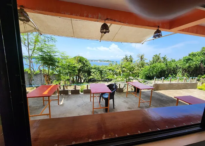 Islandview Whitehouse - Camotes Couette-café *