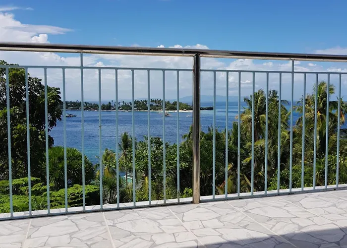 Islandview Whitehouse - Camotes Couette-café *